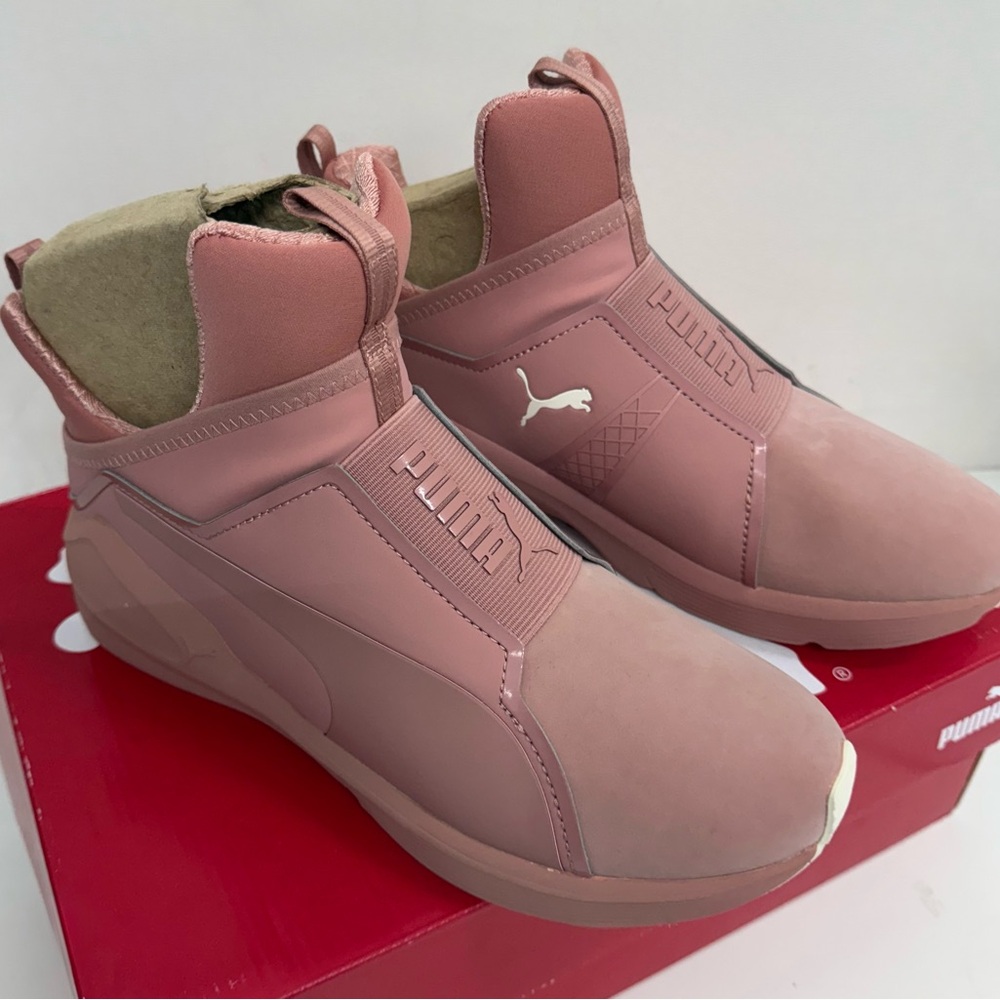 NWT Puma Women's Blush Pink Slip-On Sneakers - Size 7.5 - Picture 5 of 10